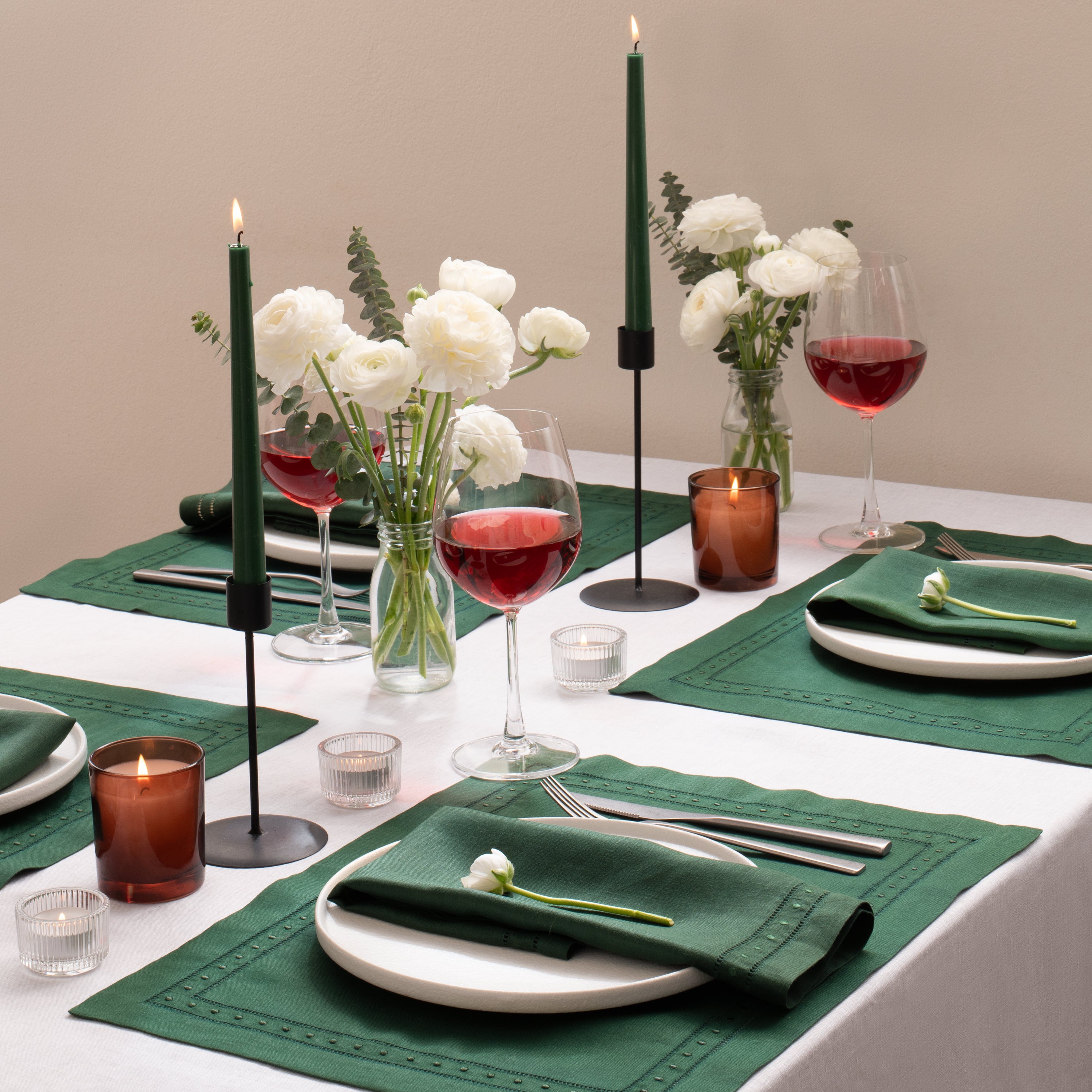 Swiss Dot Linen Placemats  - Set of 4, 14 x 19 inch - Multiple Colors