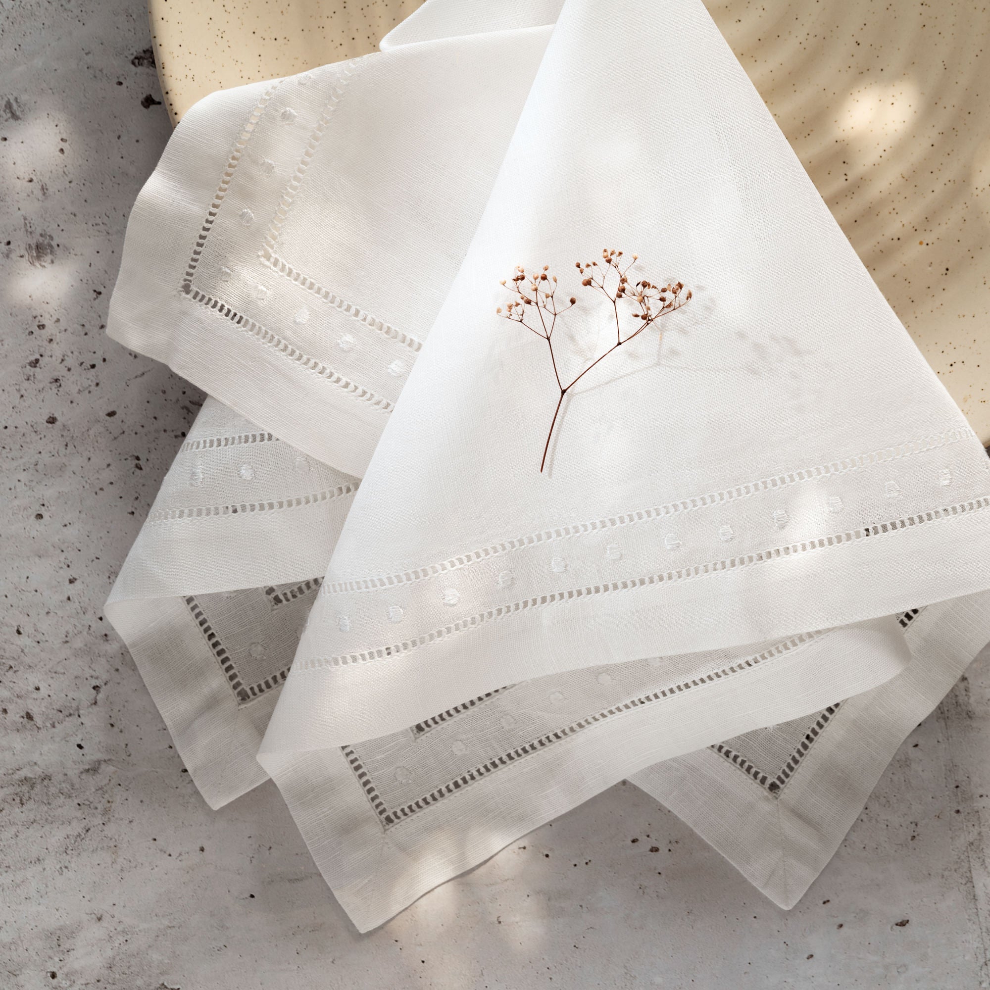Double Hemstitched Linen Napkins White | O'lucio Home